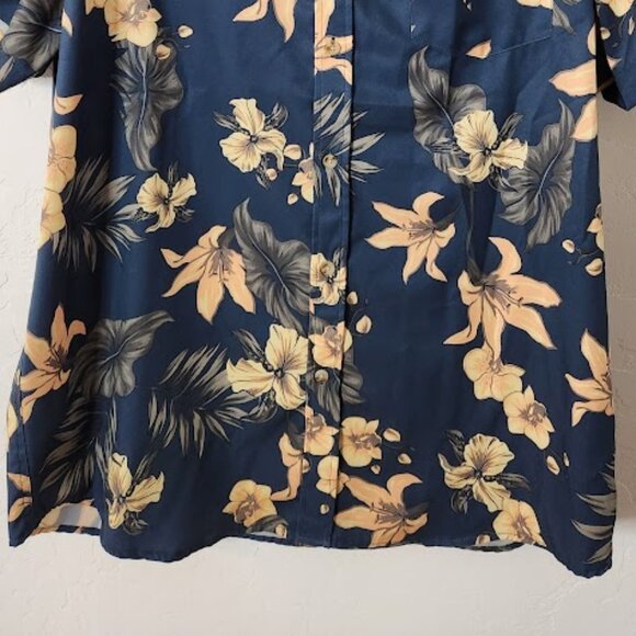 SeaPointe Men's causal button-down shirt size Large - Picture 2 of 4